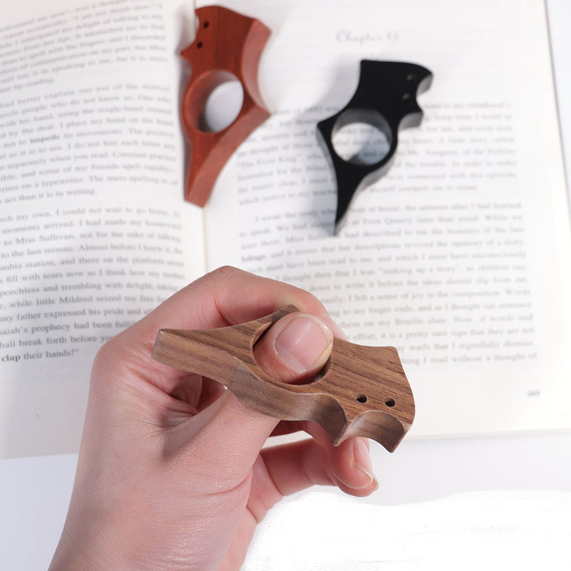 1 Wooden Pet Cat Reading Bookm - Pet Supplies Ringwood recension och pris